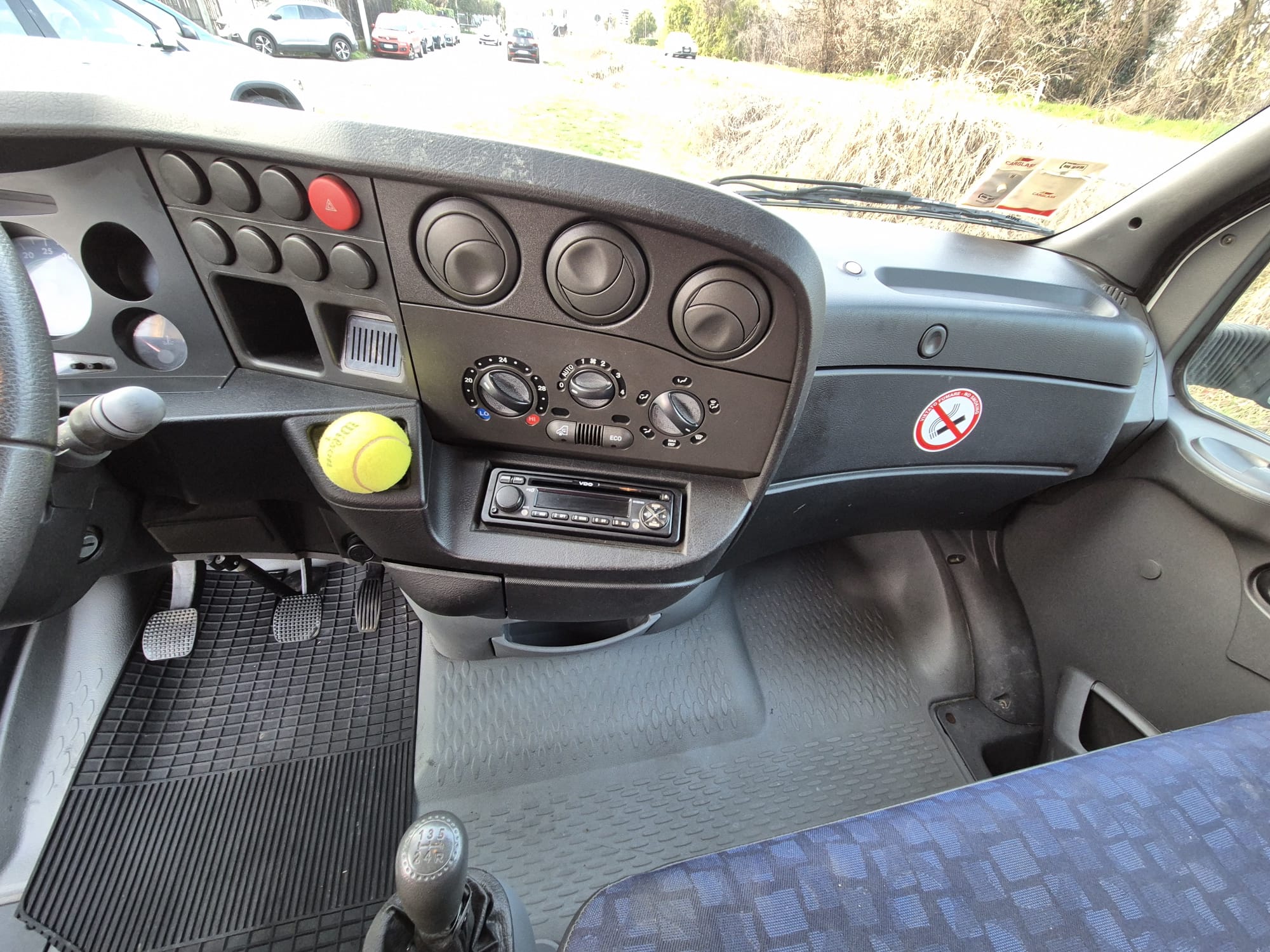 IVECO DAYLY 35 CABINATO CON SOVRACABINA