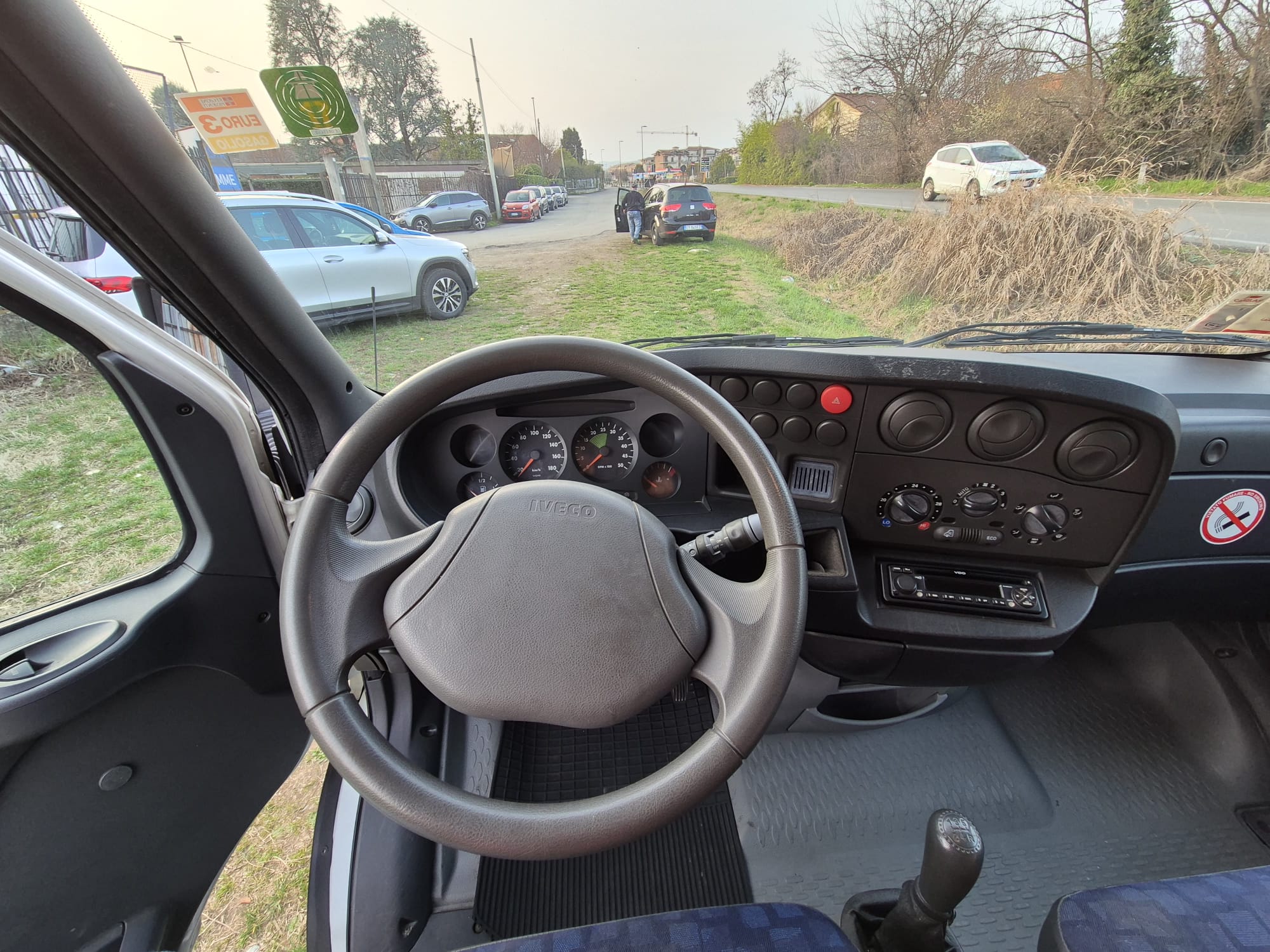 IVECO DAYLY 35 CABINATO CON SOVRACABINA