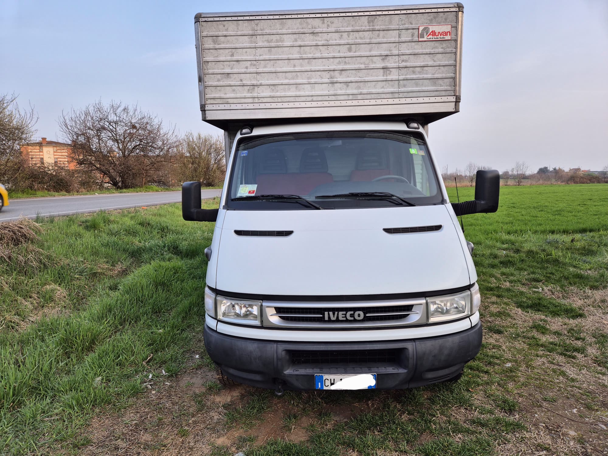 IVECO DAYLY 35 CABINATO CON SOVRACABINA